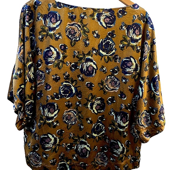 SUNO silk peony boat neck top size large - Picture 5 of 9
